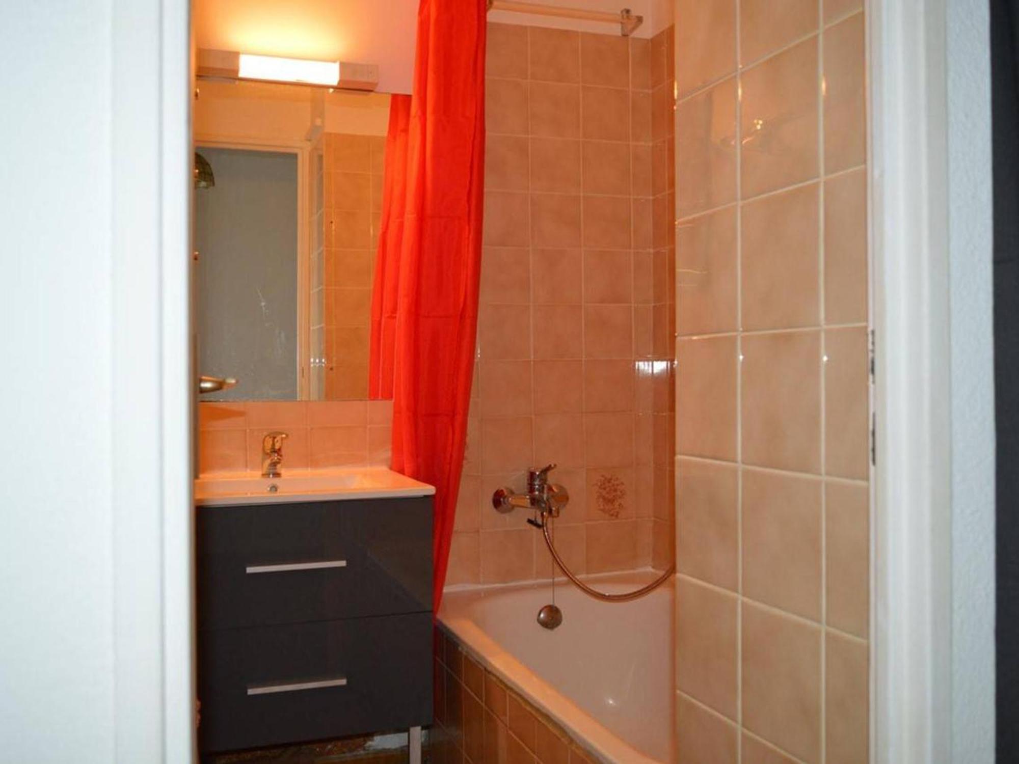 Studio Agreable Avec Loggia, Garage Et Plage A Proximite - 2 Couchages, Golfe-Juan - Fr-1-252-62 Exteriér fotografie